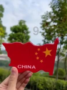 1月22日发布河南郑州，小区地下车位被改造成洗车行，非机动车车库被封变储藏间出售，业主忧心：安全隐患大 违法违规，物业：已经停工了！