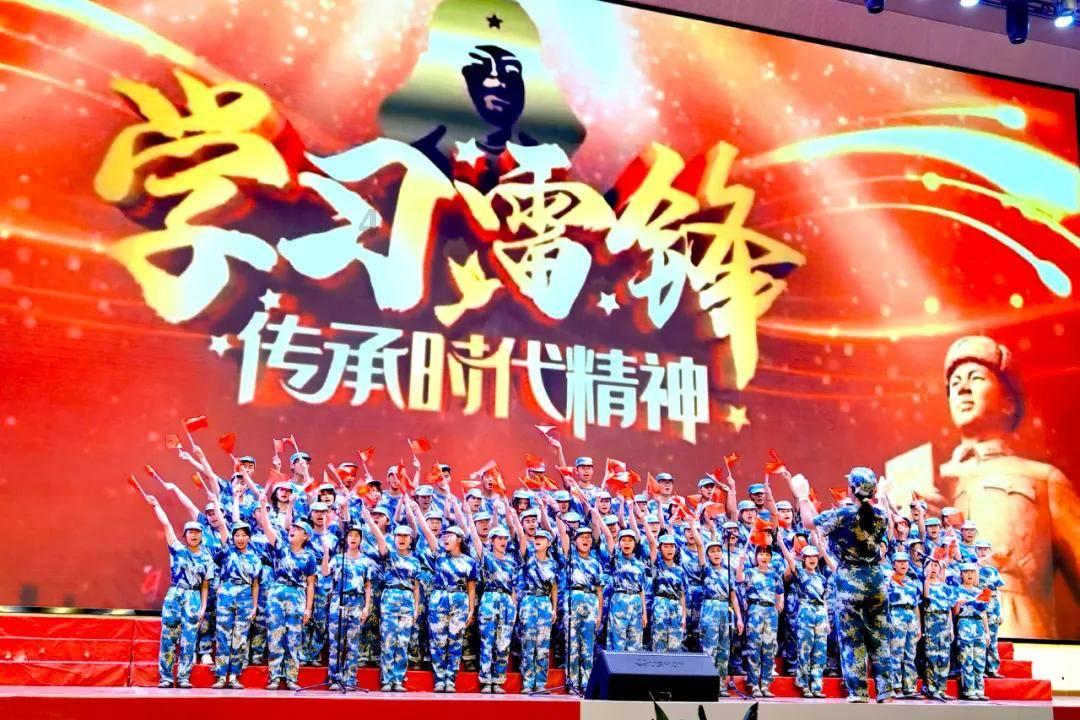 空袭敌营