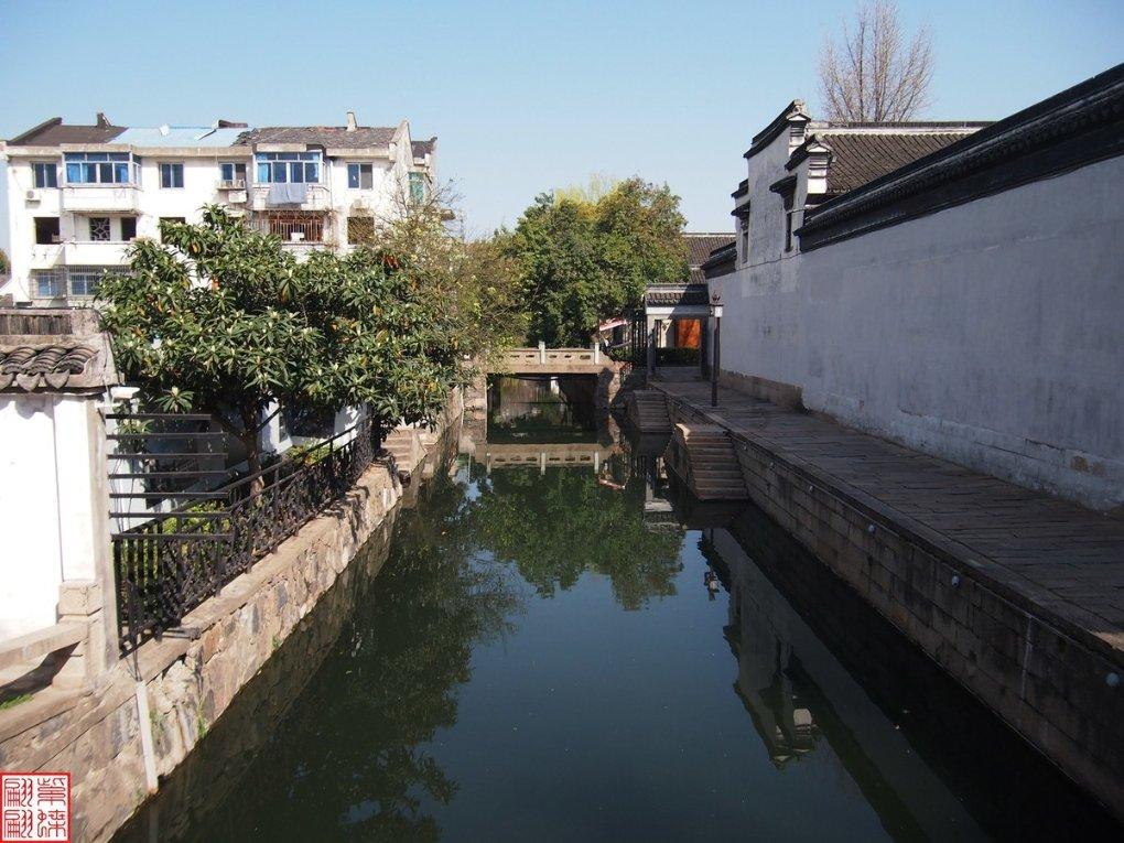 逃离违建房屋8